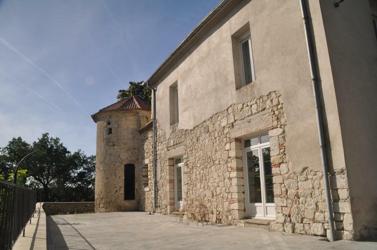 Loustalneou Saint-Pierre-de-Clairac Exterior foto